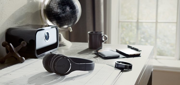 Brookstone & More Hot Tech