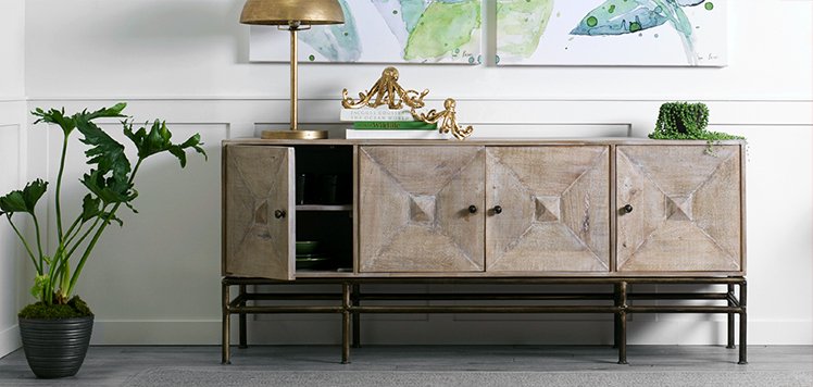 Eclectic Pieces With Artistic Home