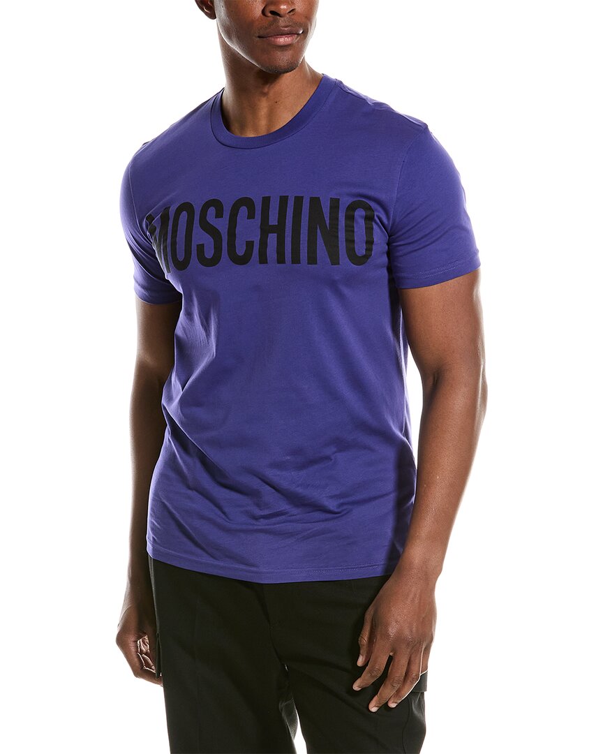 Shop Moschino T-shirt In Purple