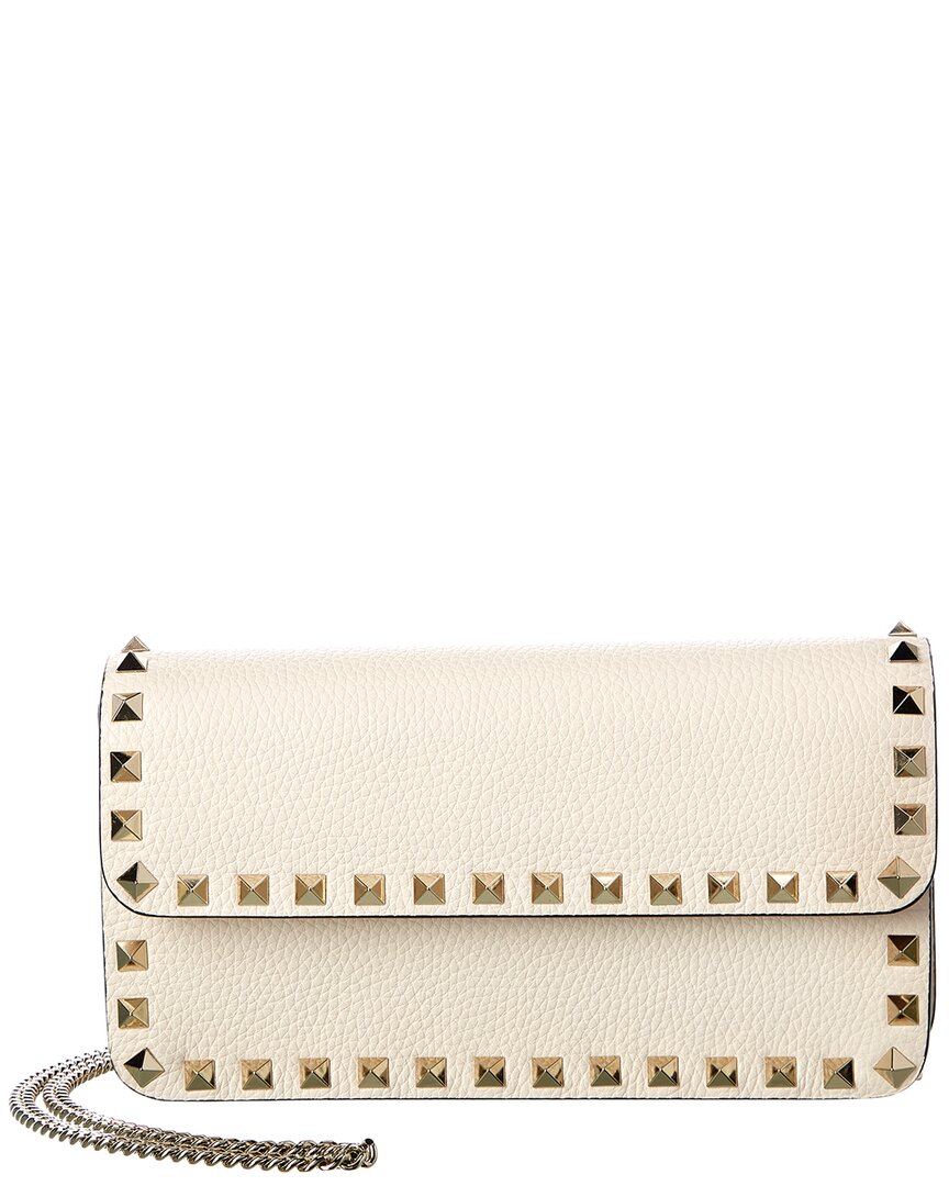 Valentino Rockstud Grainy Leather Wallet On Chain In White