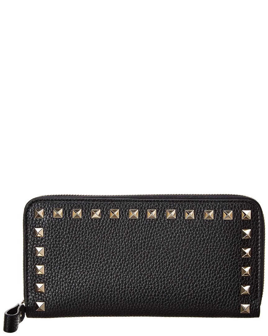 Valentino Garavani Valentino Rockstud Grainy Leather Zip Around Wallet In Black