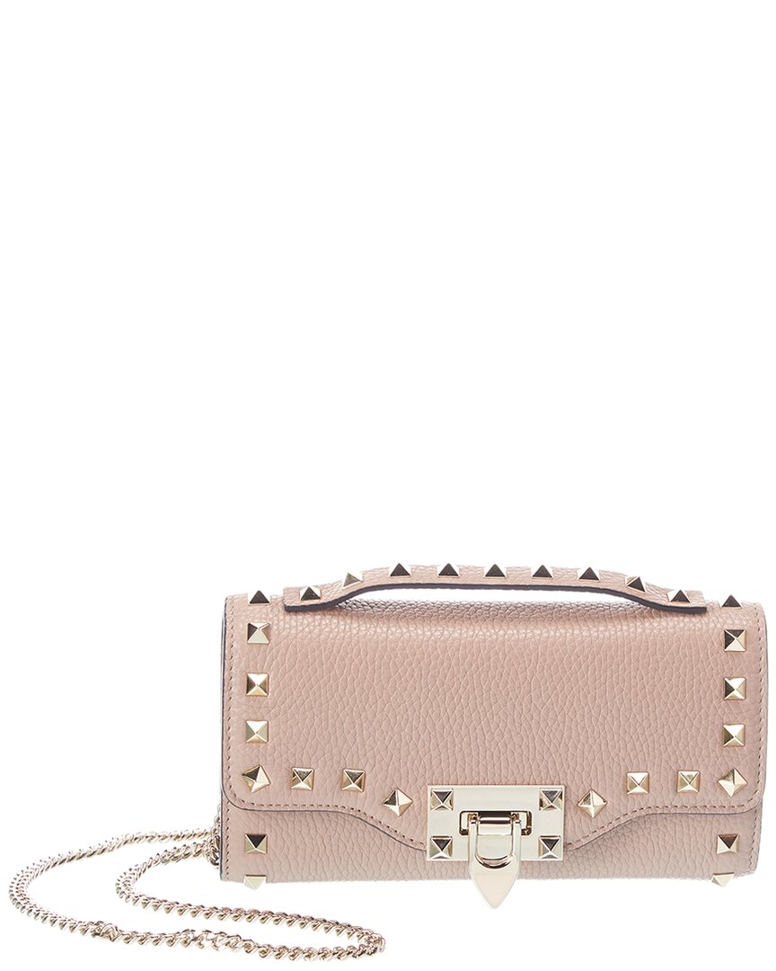 Valentino Garavani Valentino Rockstud Grainy Leather Clutch In Sand