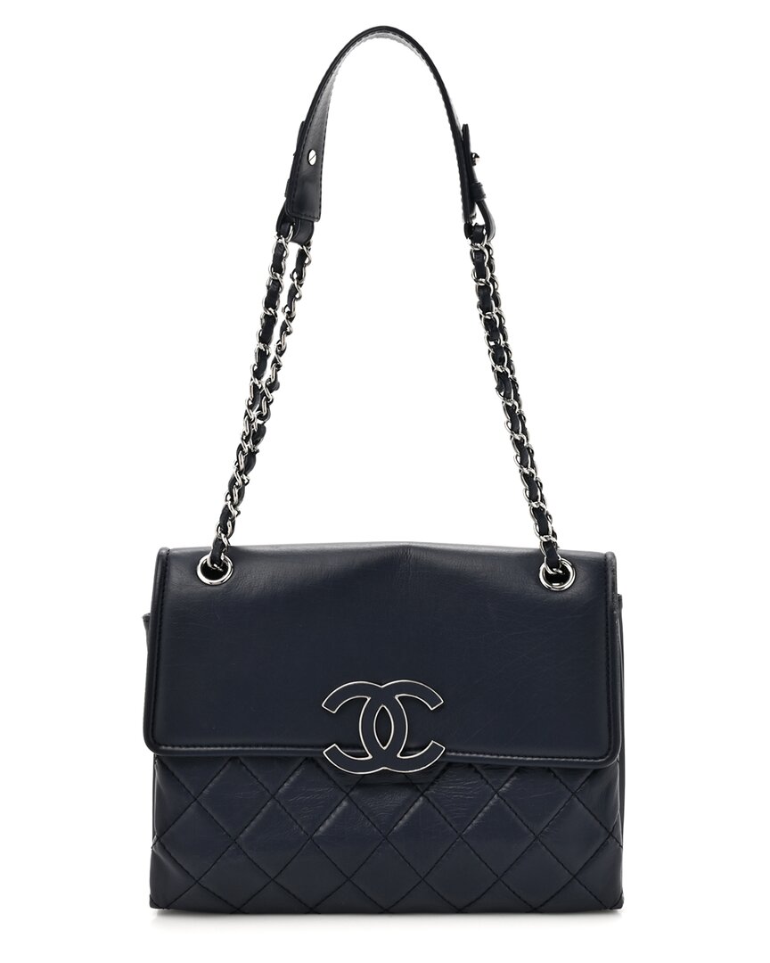 Pre-owned Chanel Navy Lambskin Leather Cc Chic Flap Shoulder Bag (authentic Pre-loved)