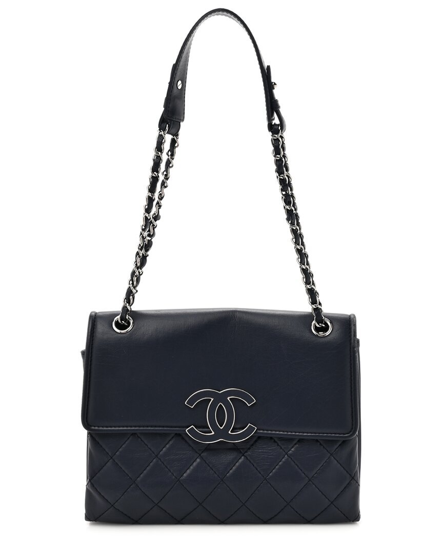 Pre-owned Chanel Navy Lambskin Leather Cc Chic Flap Shoulder Bag (authentic Pre-loved)