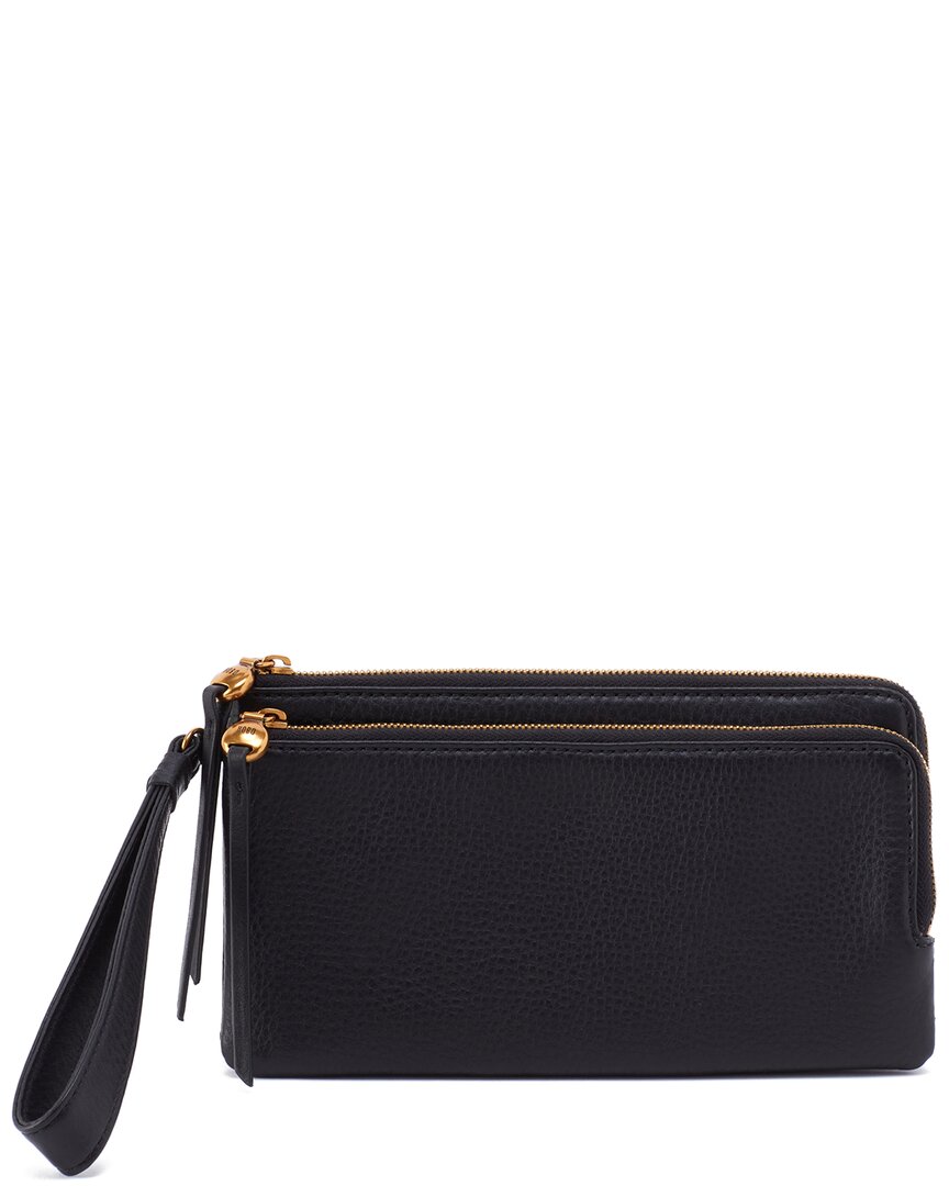 Hobo Dayton Leather Wristlet In Black