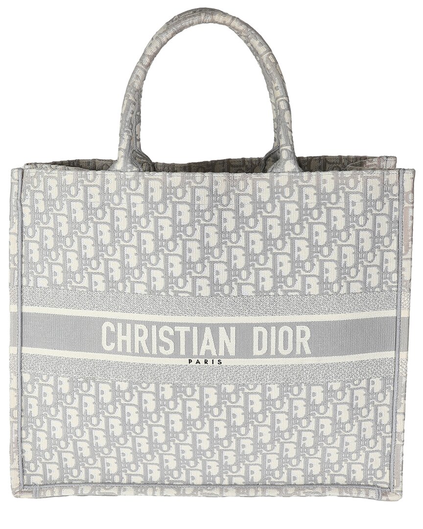 Dior Beige