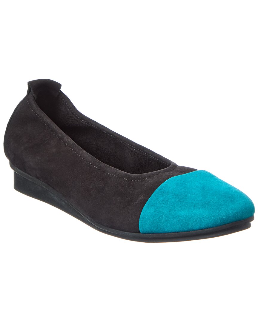 Arche Ninage Leather Flat In Black