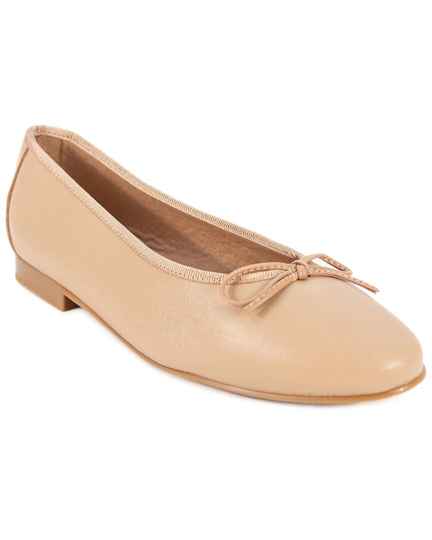Menina Step Monique Leather Flat In Brown