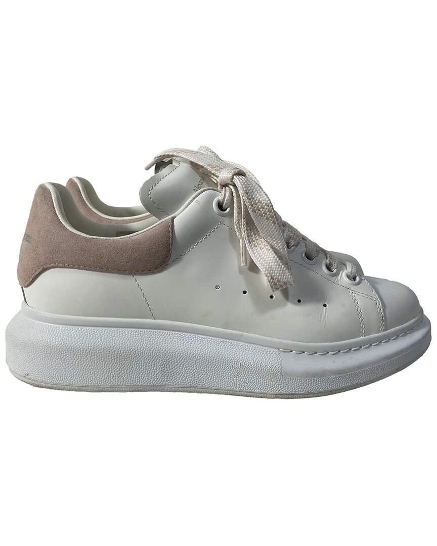 Alexander Mcqueen Women's Leather Oversized Sneaker, Size Eu | 37.5 (authentic  Pre-loved) In White