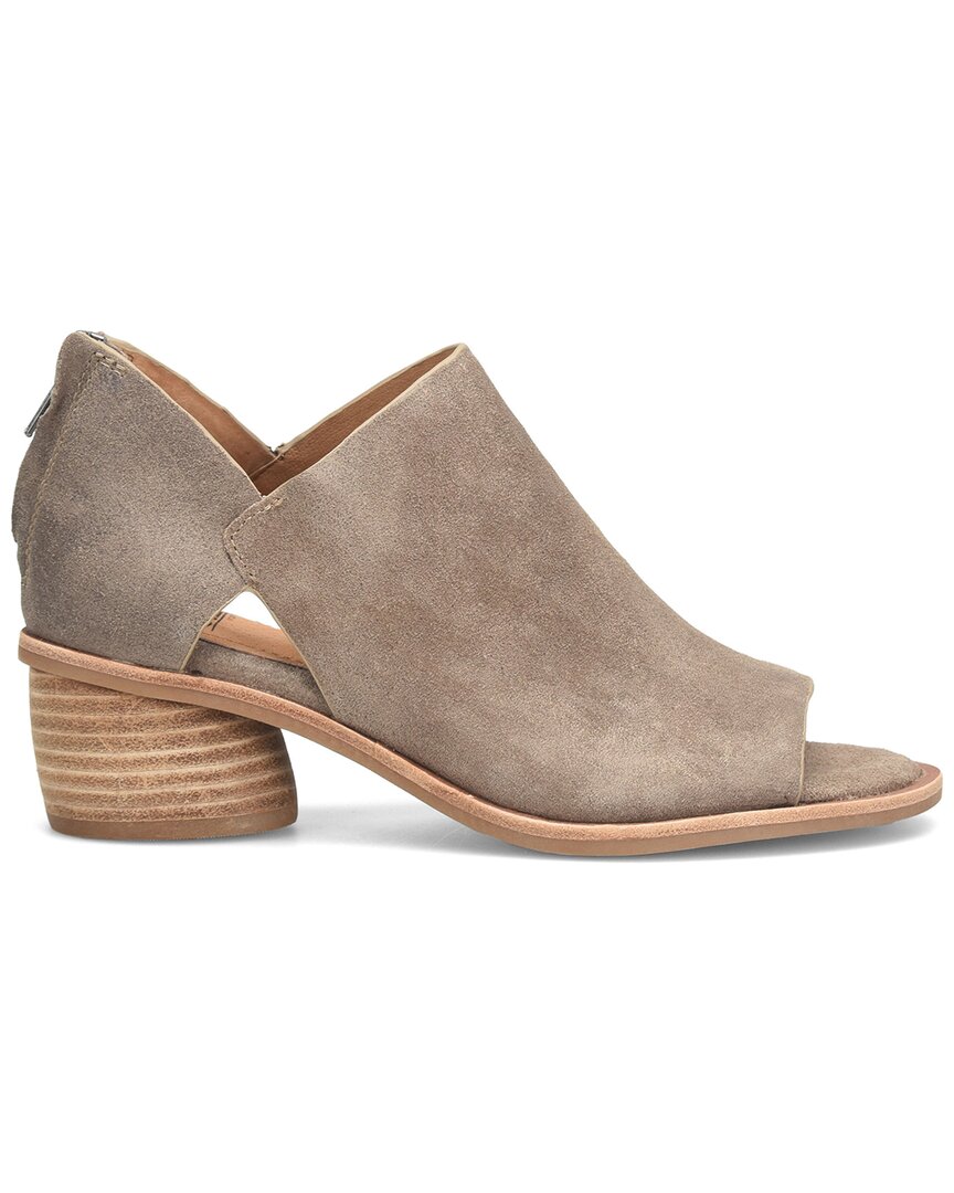 Söfft Carleigh Suede Sandal In Gray
