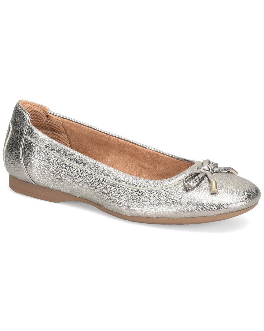 Comfortiva Keegan Leather Casual Shoe