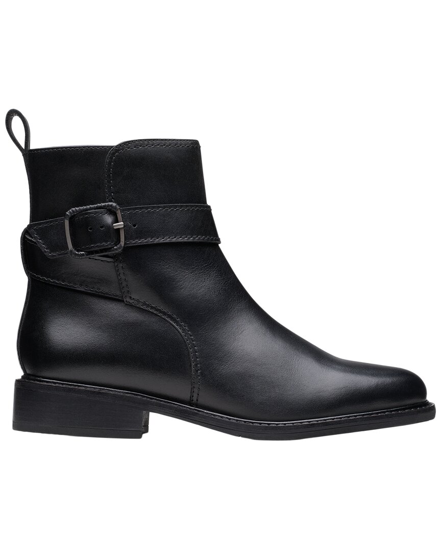Clarks Renewal Style Leather Boot In Black