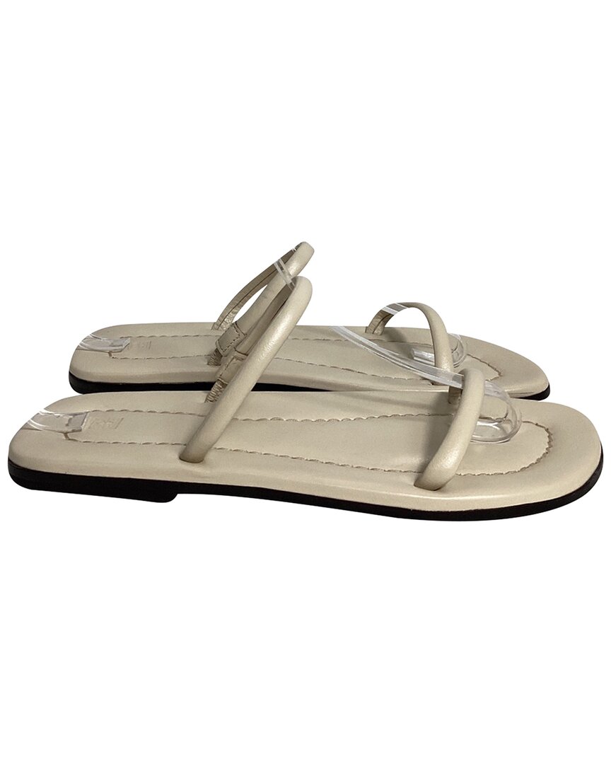 Totême City Flat Sandals In Cream Leather
