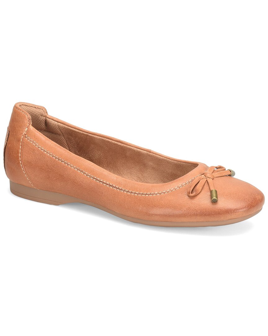 Comfortiva Keegan Leather Casual Shoe