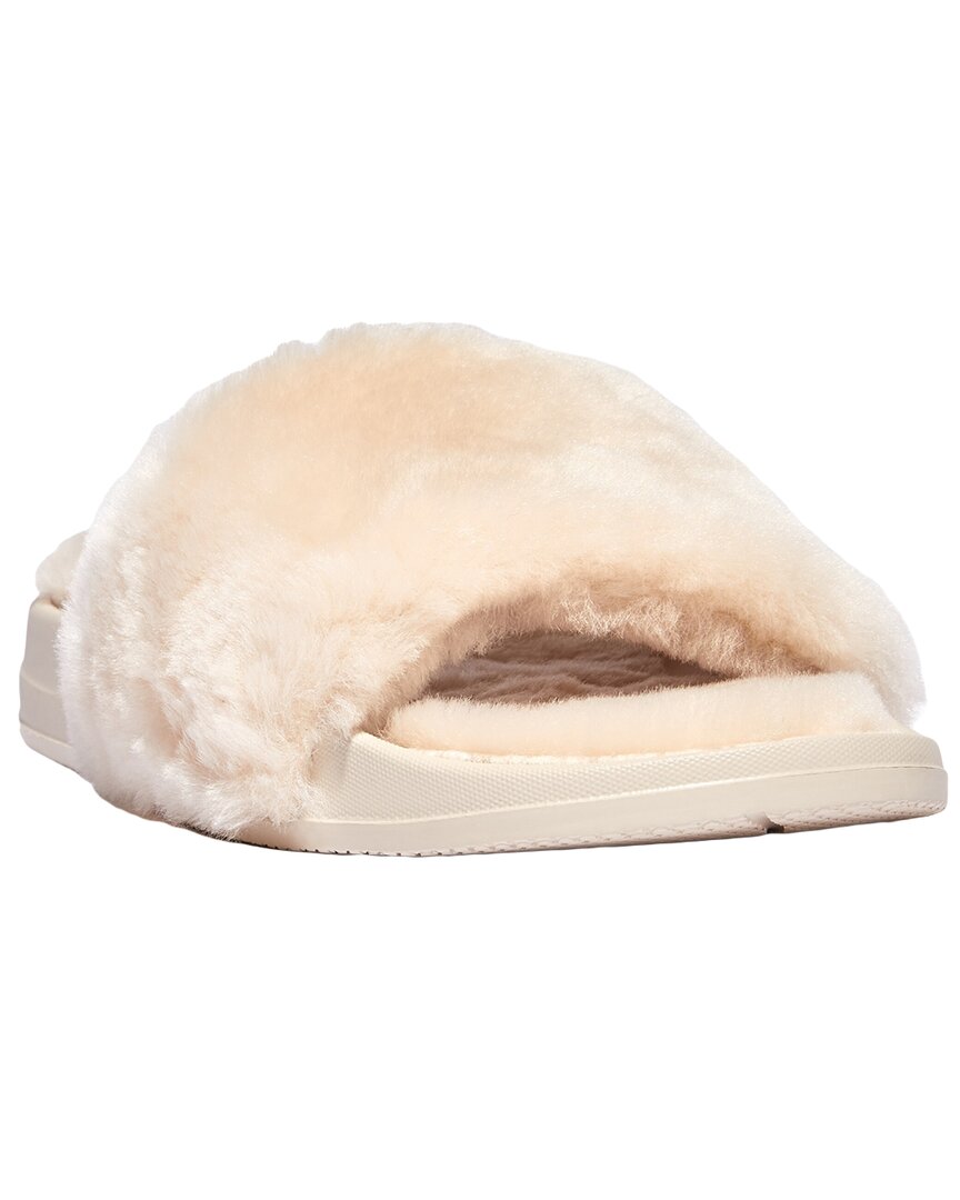 Fitflop Iqushion Shearling Sandal In Neutral