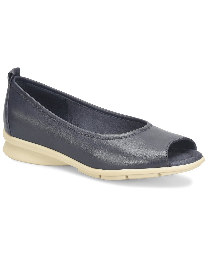 Comfortiva Pratima Leather Flat In Gray