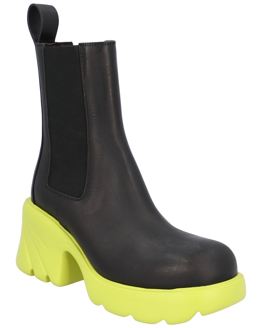 Bottega Veneta Woman Ankle Boots Black Size 6 Calfskin In Black