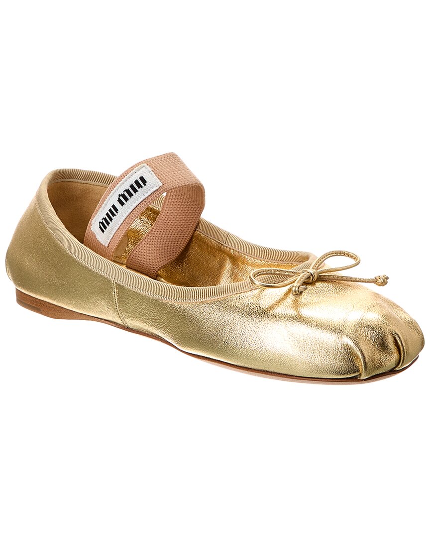 Miu Miu Metallic Logo-band Ballerina Flats In Gold
