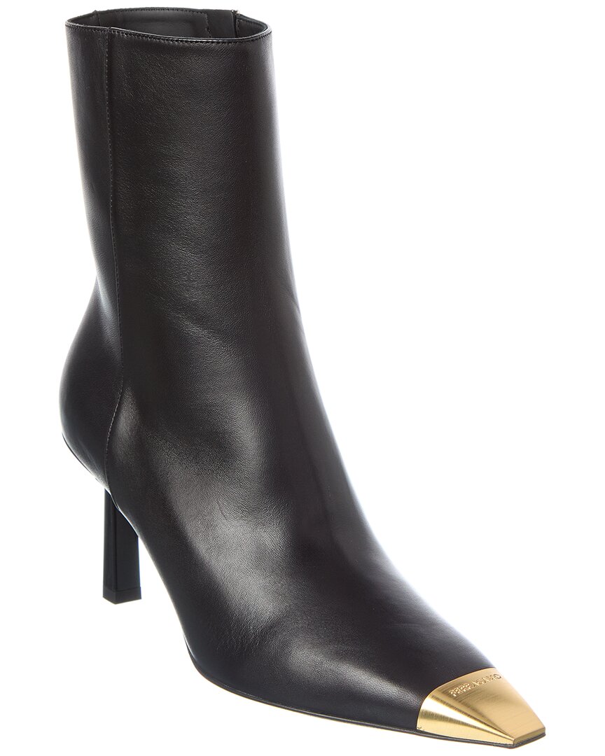 Ferragamo Amelia Leather Bootie In Black
