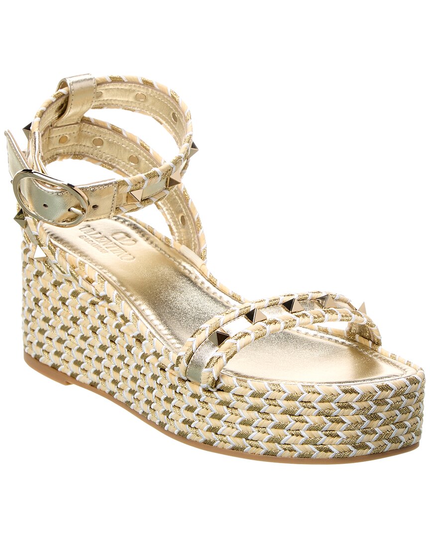 Valentino Garavani Valentino Rockstud 65 Leather Platform Sandal In Beige