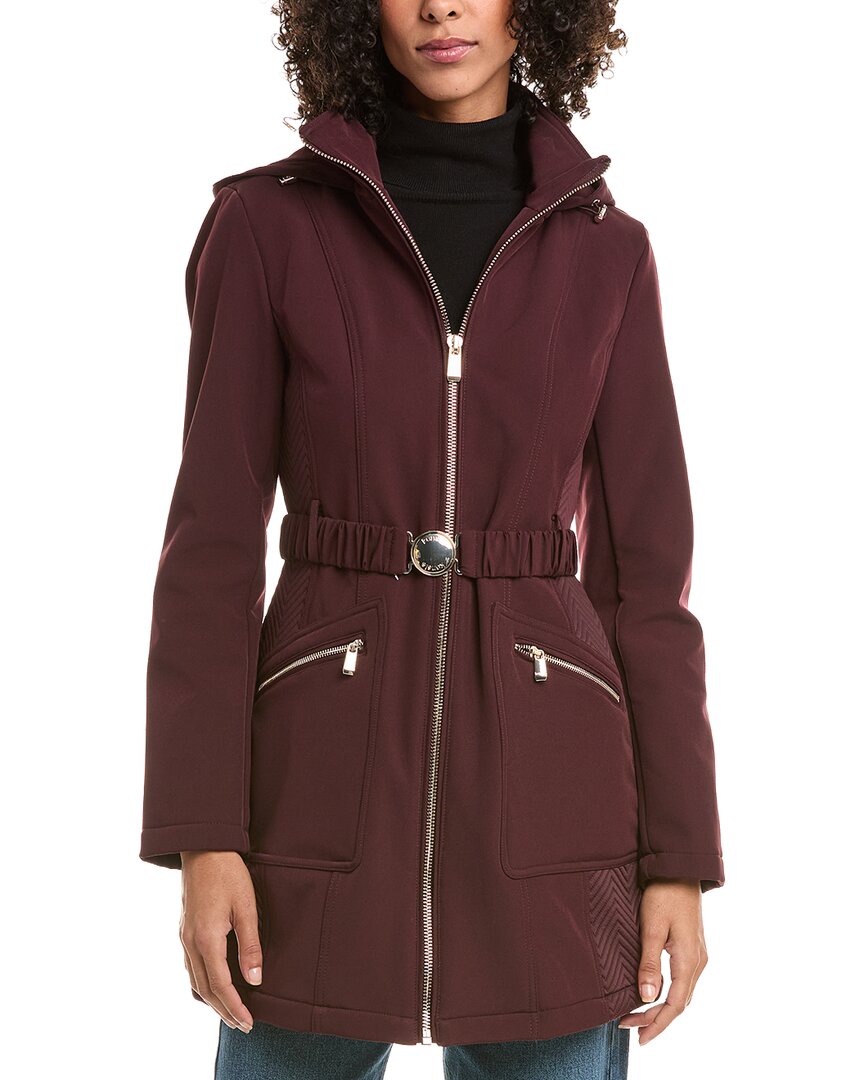 Kensie Seatbelt Buckle Hooded Softshell Jacket In Burgundy