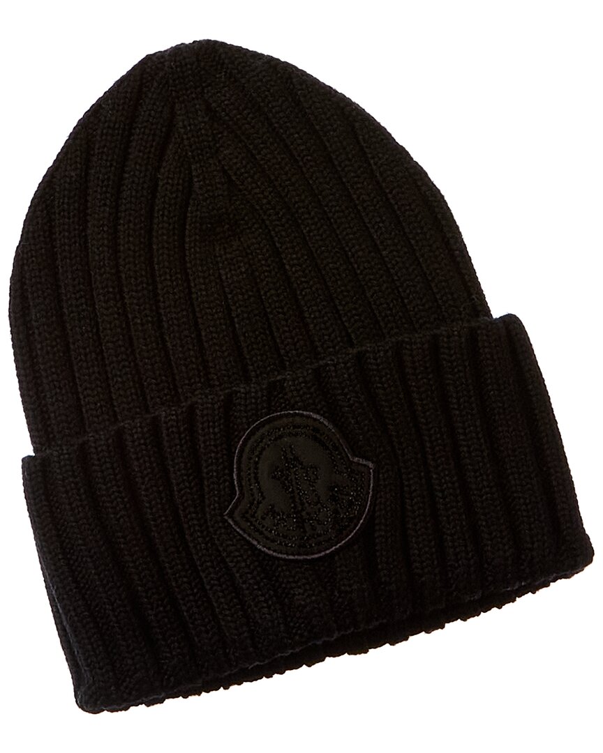 Moncler Logo-patch Knitted Beanie In Black