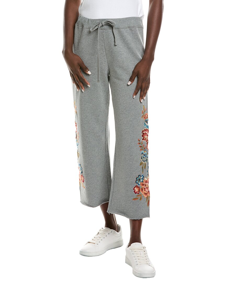 Driftwood Denim Cropped Sweatpant In Gray