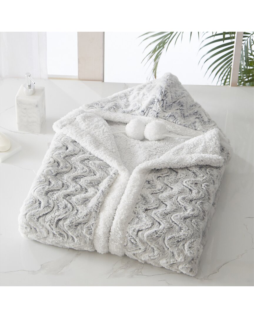 Chic Home Arnaud Hooded Snuggle In Silver