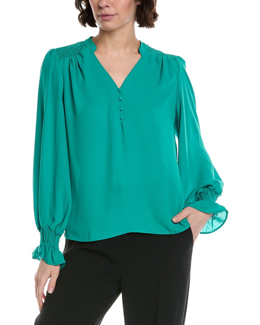 Cece Half Placket Smocked Top In Green