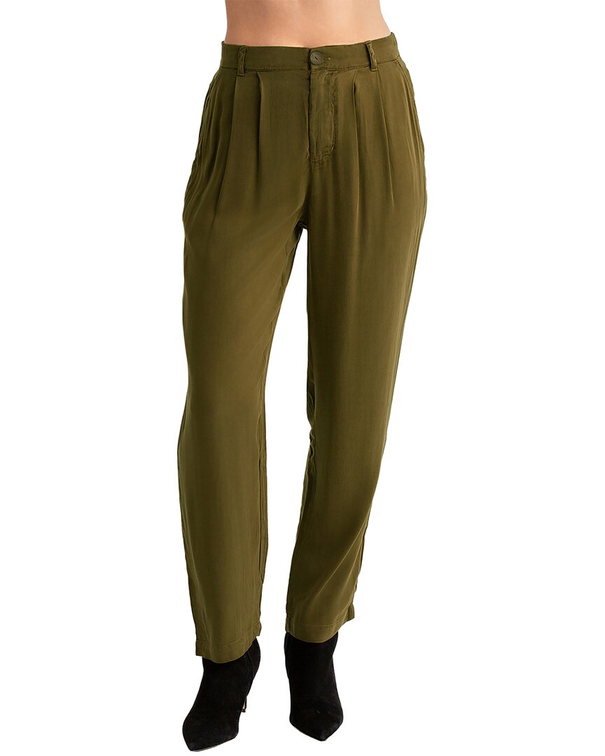 Bella Dahl Pleat Front Trouser In Green