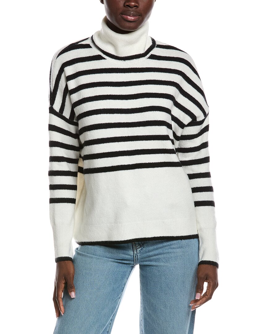 Cece Turtleneck Sweater In White