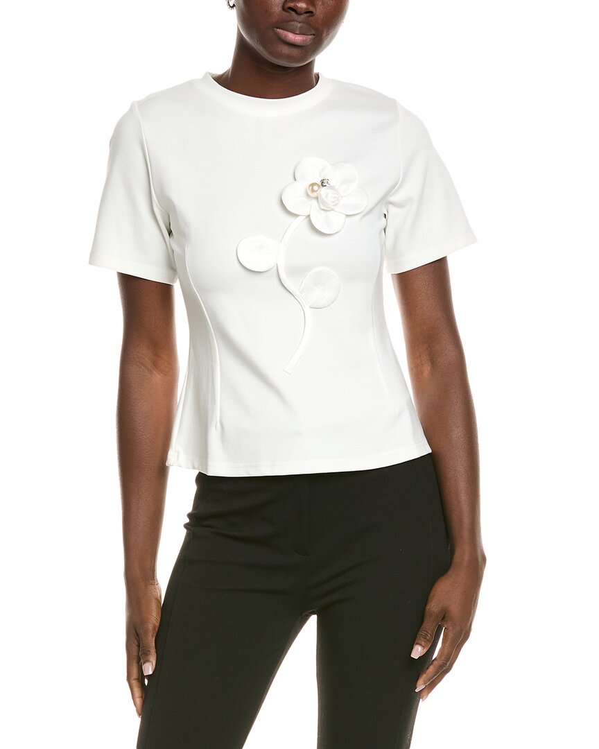 Gracia Flower Applique T-shirt In White