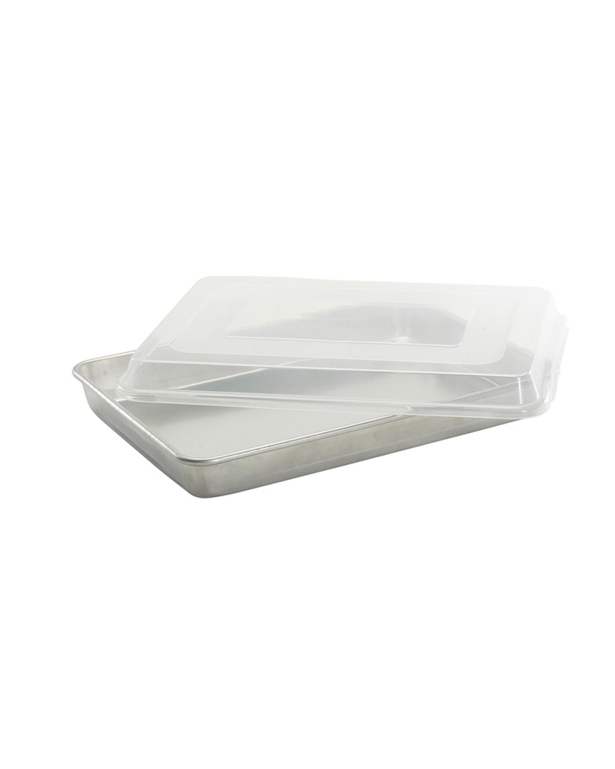 Nordic Ware Covered Sheet Cake Pan With Lid