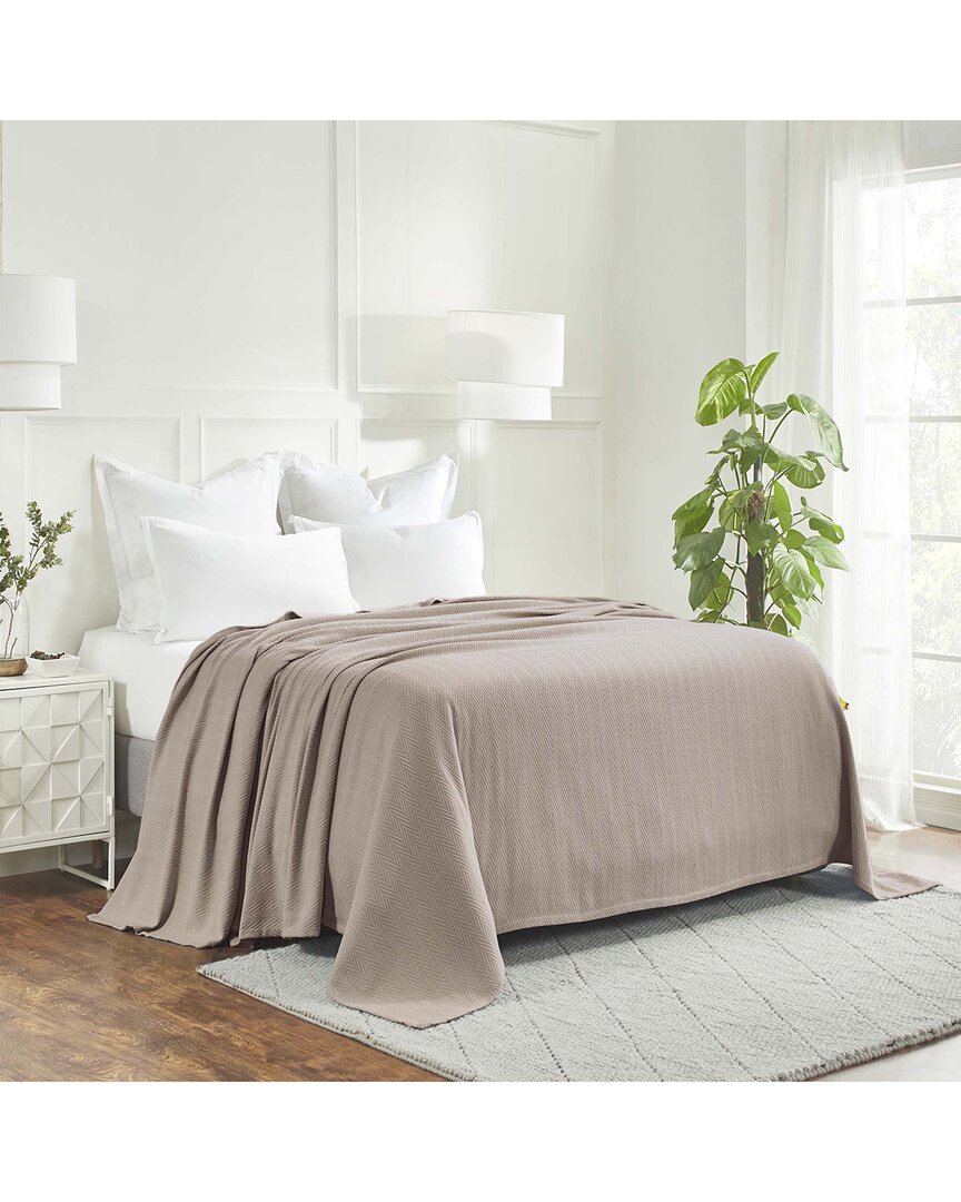 Superior All-season Chevron Cotton Blanket