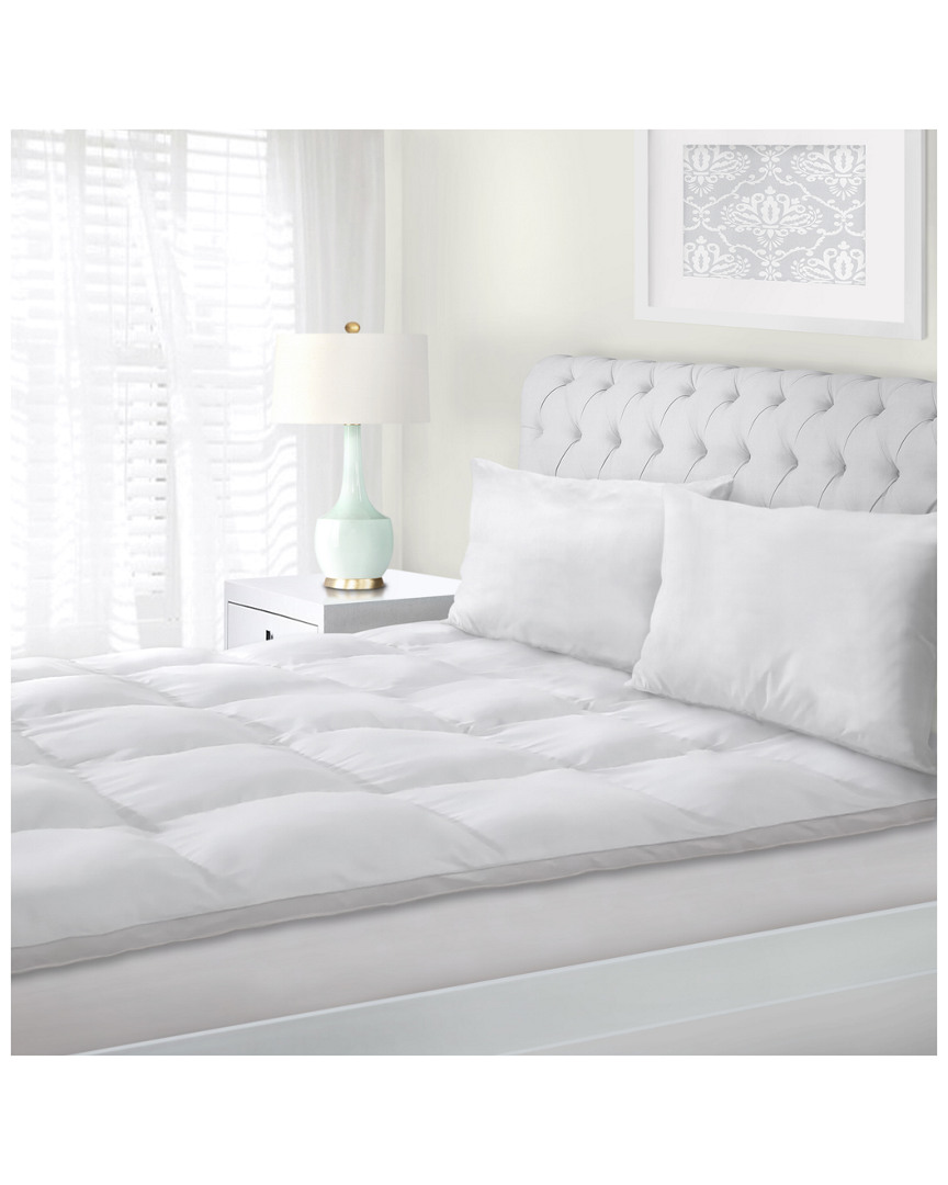 Superior All-season Plush Down Alternative Hypoallergenic Mattress Topper