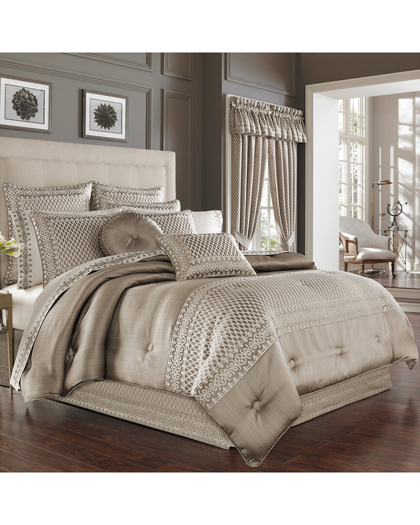 J Queen New York Five Queen Court Beaumont Queen Comforter Set Bedding
