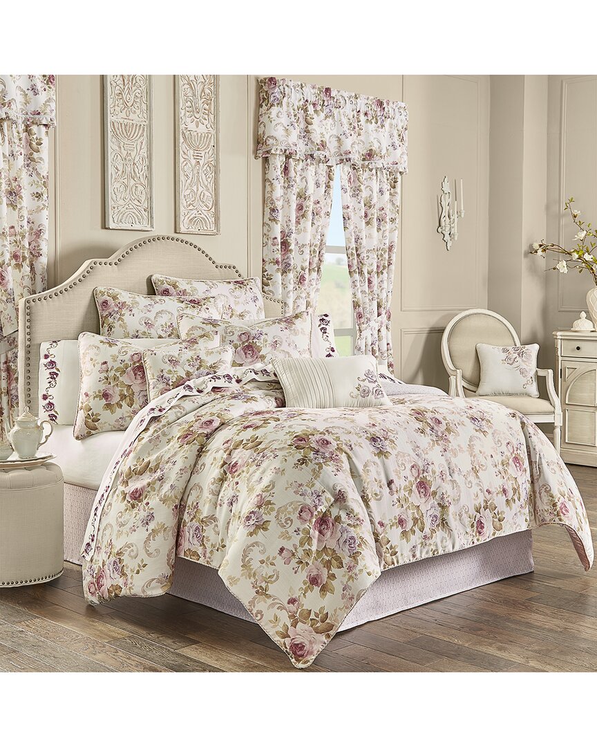 Royal Court Chambord Comforter Set