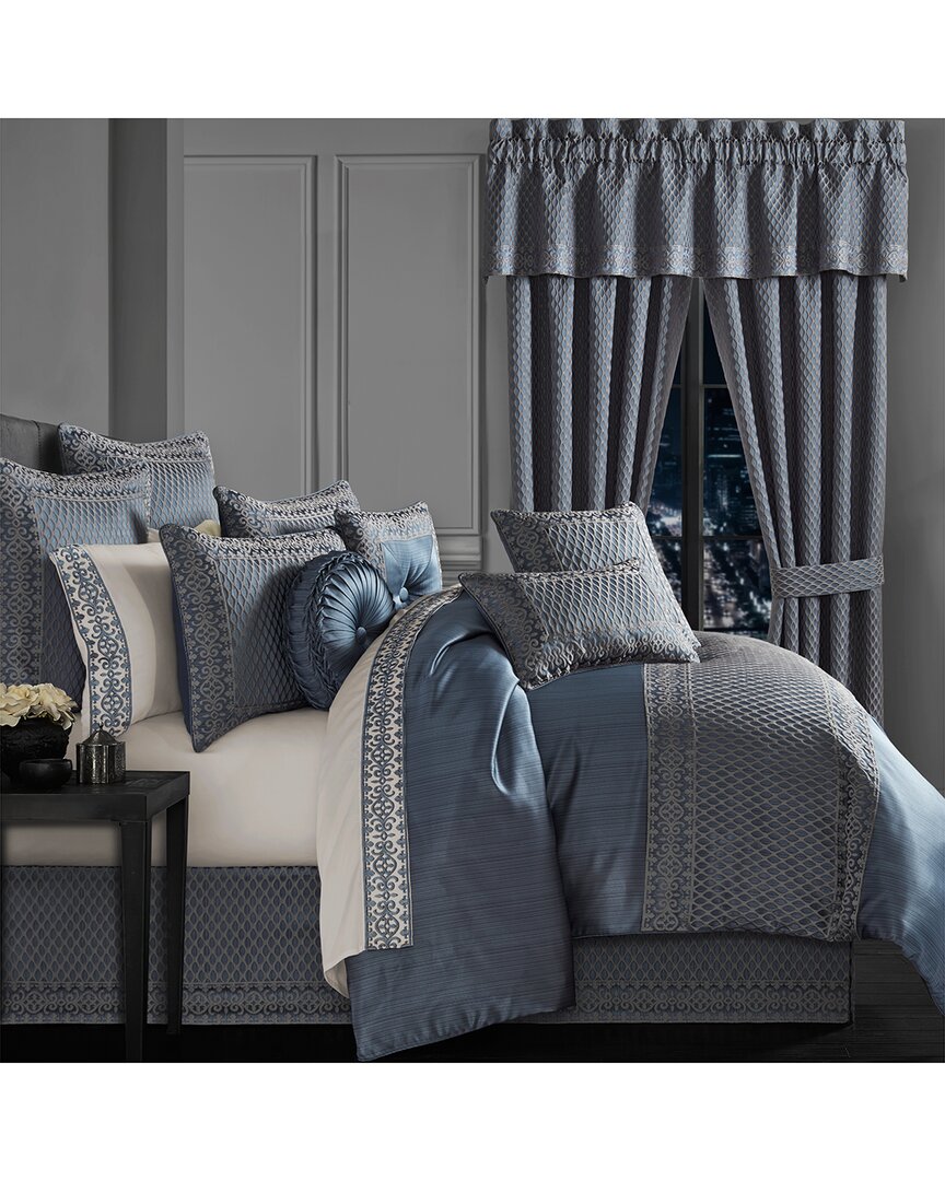 J Queen New York J. Queen New York Five Queens Court Leah Comforter Set