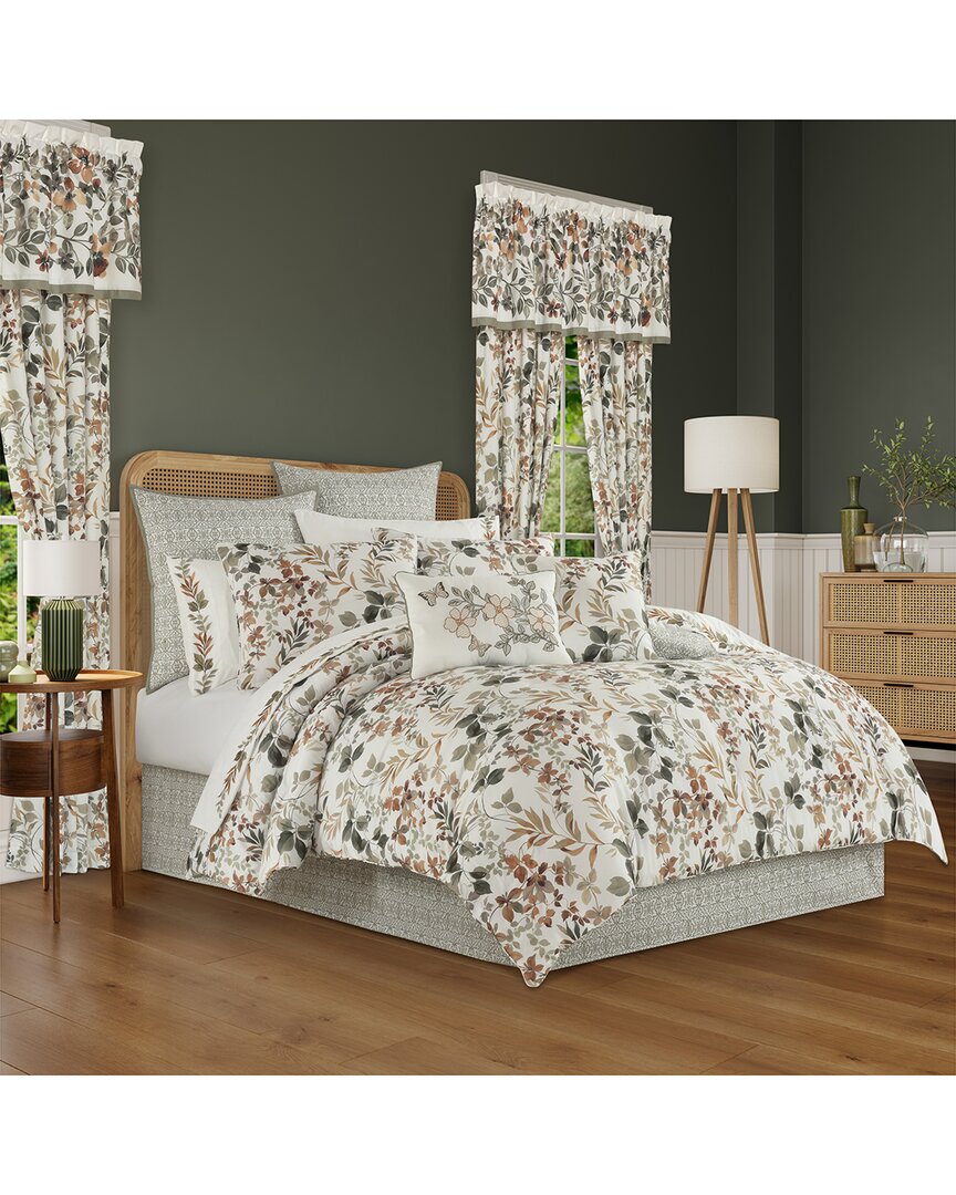 J QUEEN NEW YORK ROYAL COURT EVERGREEN COMFORTER SET