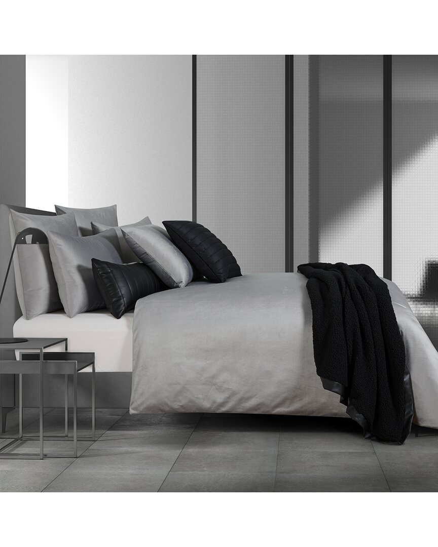 J. Queen Modern Valencia Duvet Set