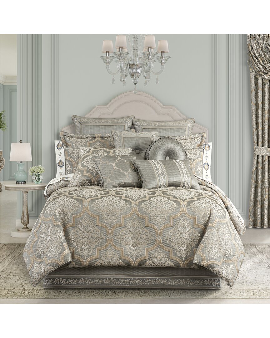 J Queen New York J. Queen New York Martina Comforter Set