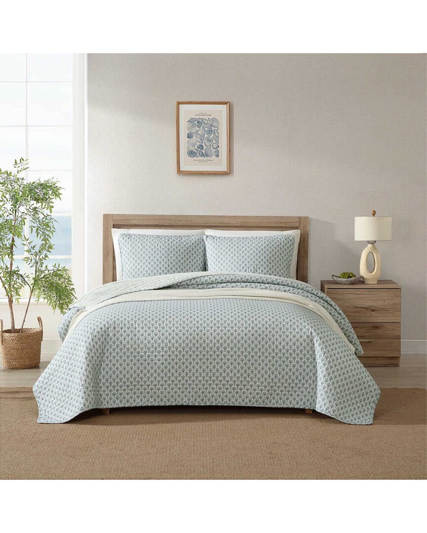 Tommy Bahama 136 Thread Count Coastal Batik Cotton Reversible Quilt Set