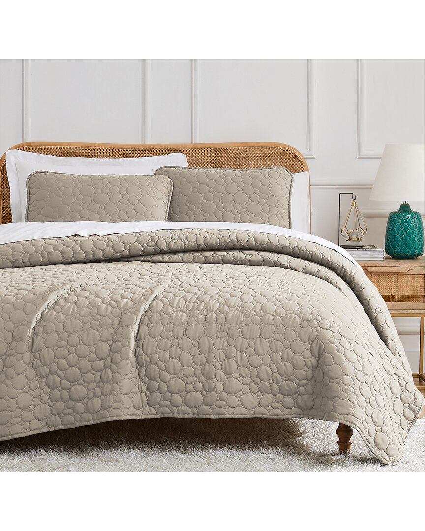 Southshore Fine Linens Pebbles Quilt And Sham Set In Taupe