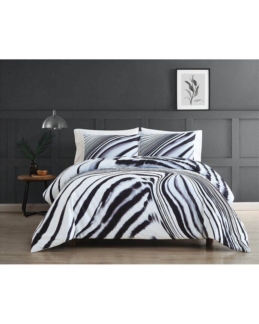 Vince Camuto Muse Comforter Set In White