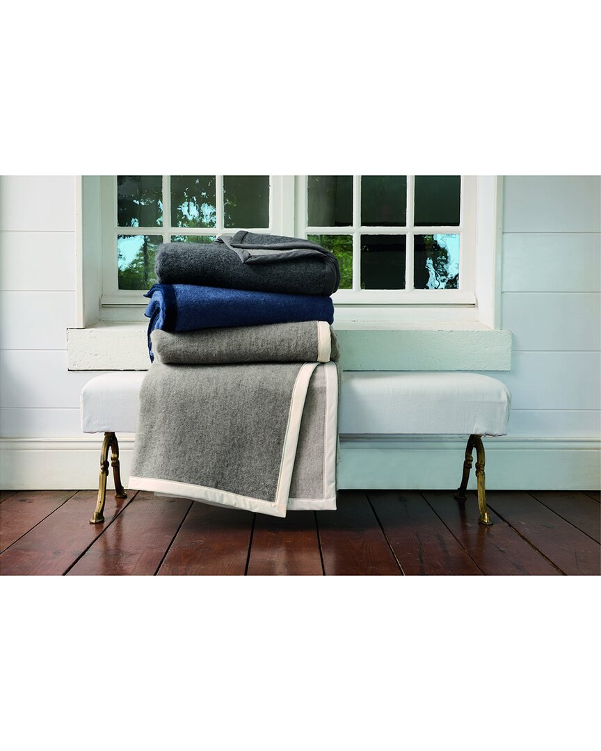 Anne De Solene Frima Blanket