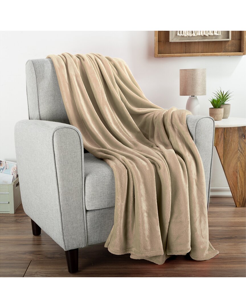 Lavish Home Fleece Throw Blanket