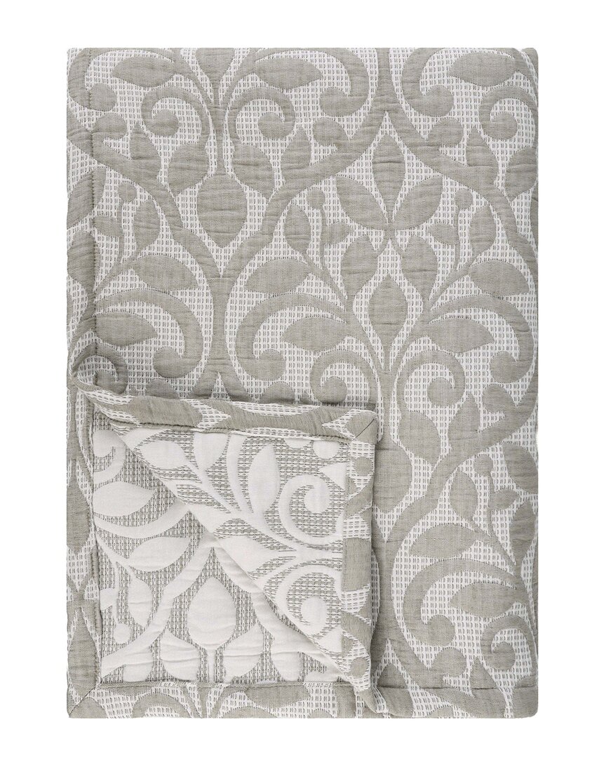 Superior Vineyard Blend Matelasse Woven Throw In Green