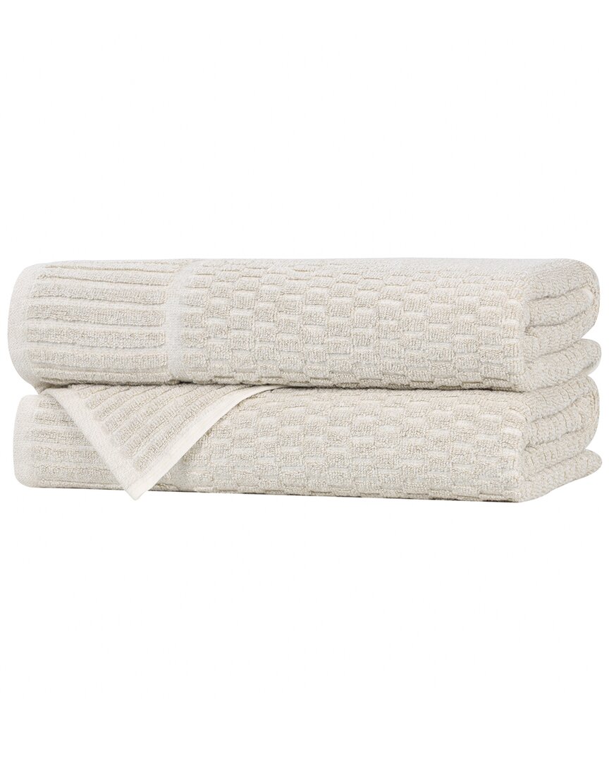 Superior Set Of 2 Juno Medium Weight Checkered Border Bath Towels
