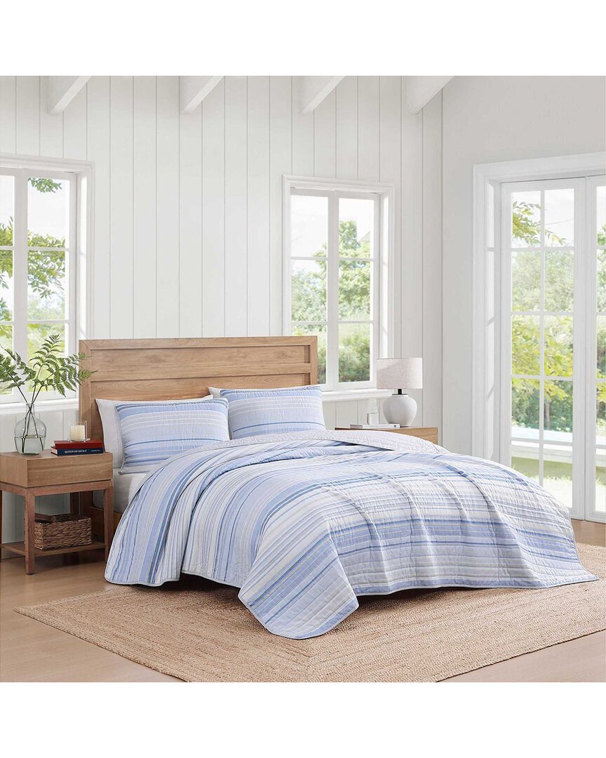 Tommy Hilfiger 136 Thread Count Bold Stripe Textured Cotton Printed Quilt Set