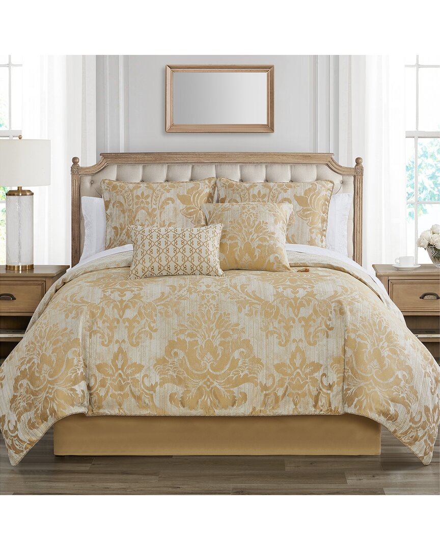 Waterford Dnu Dupe  Taza Comforter Set In Gold
